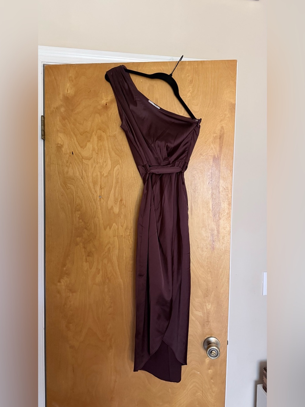 Baltic Born One-Shoulder Wine Evening Dress